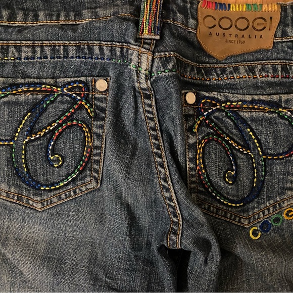 COOGI Australia Y2K Rainbow Embroidered Low-Rise Jeans 5/6 - Picture 1 of 7